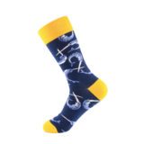 Blå og gul sokk med Narhvaler